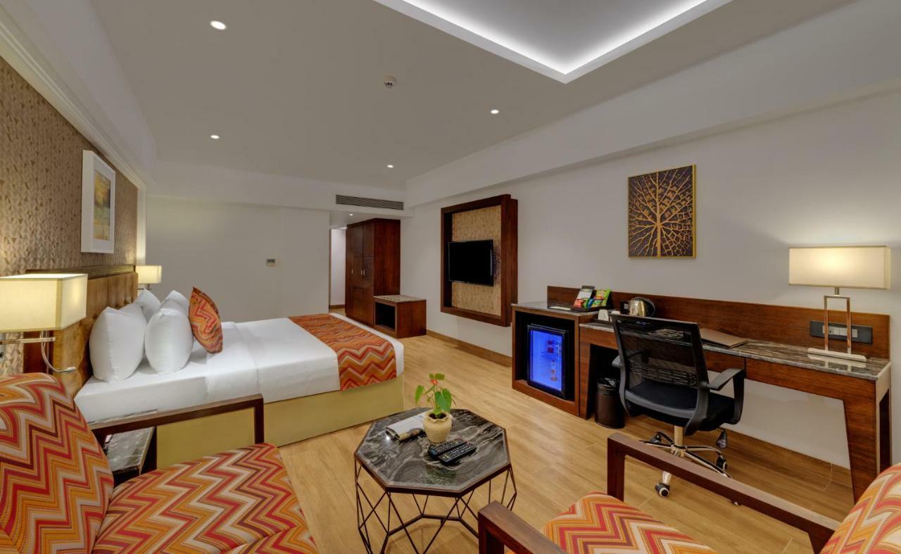 Hotel The Fern Residency, Satara Maharashtra Esterno foto